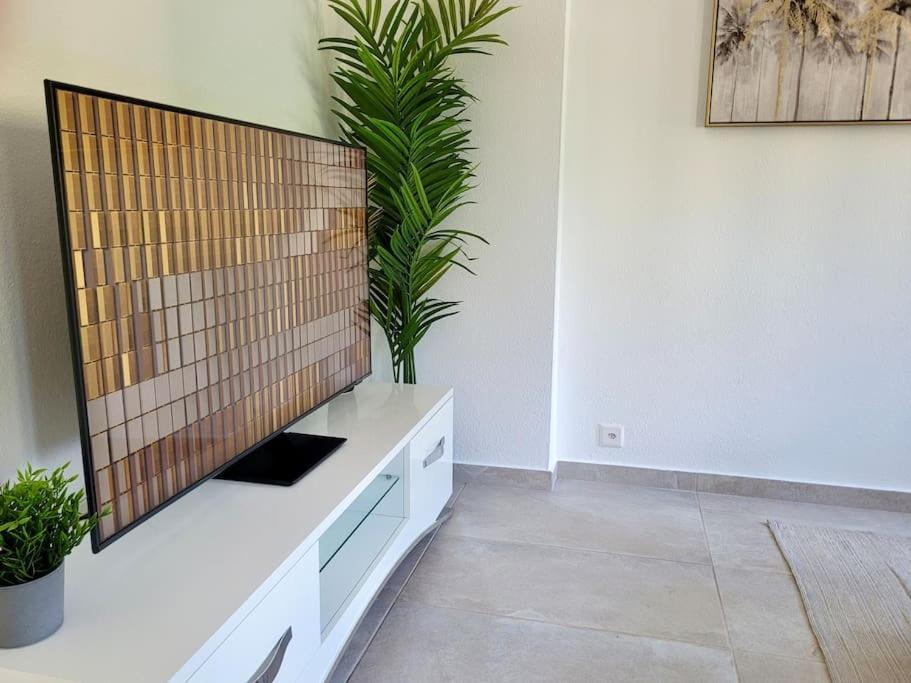 Apartment Palma - Central & Cozy With Free Private Parking Lugano Exteriör bild